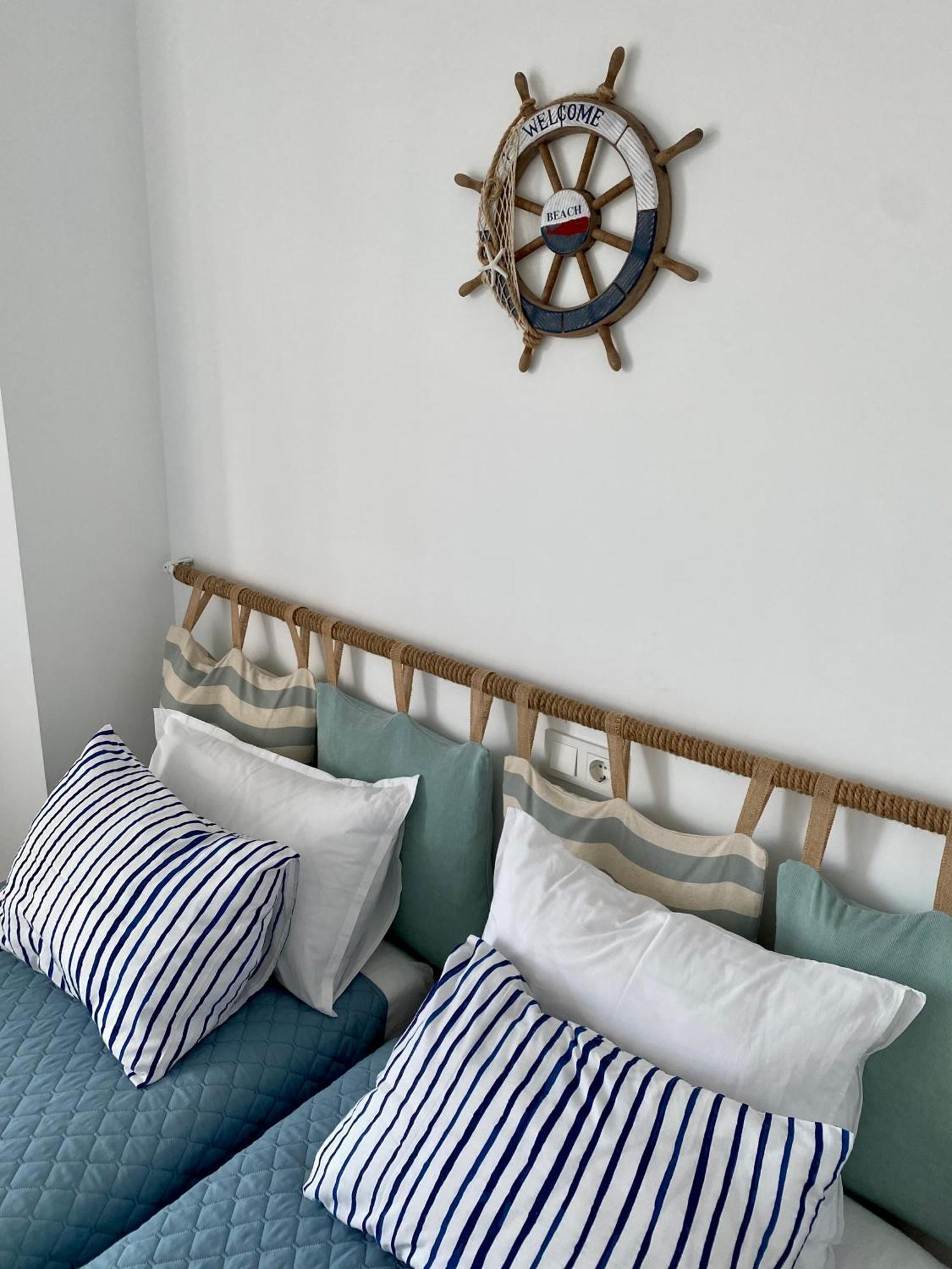 Lowenva Beach Apartment Canet d'En Berenguer Exterior photo